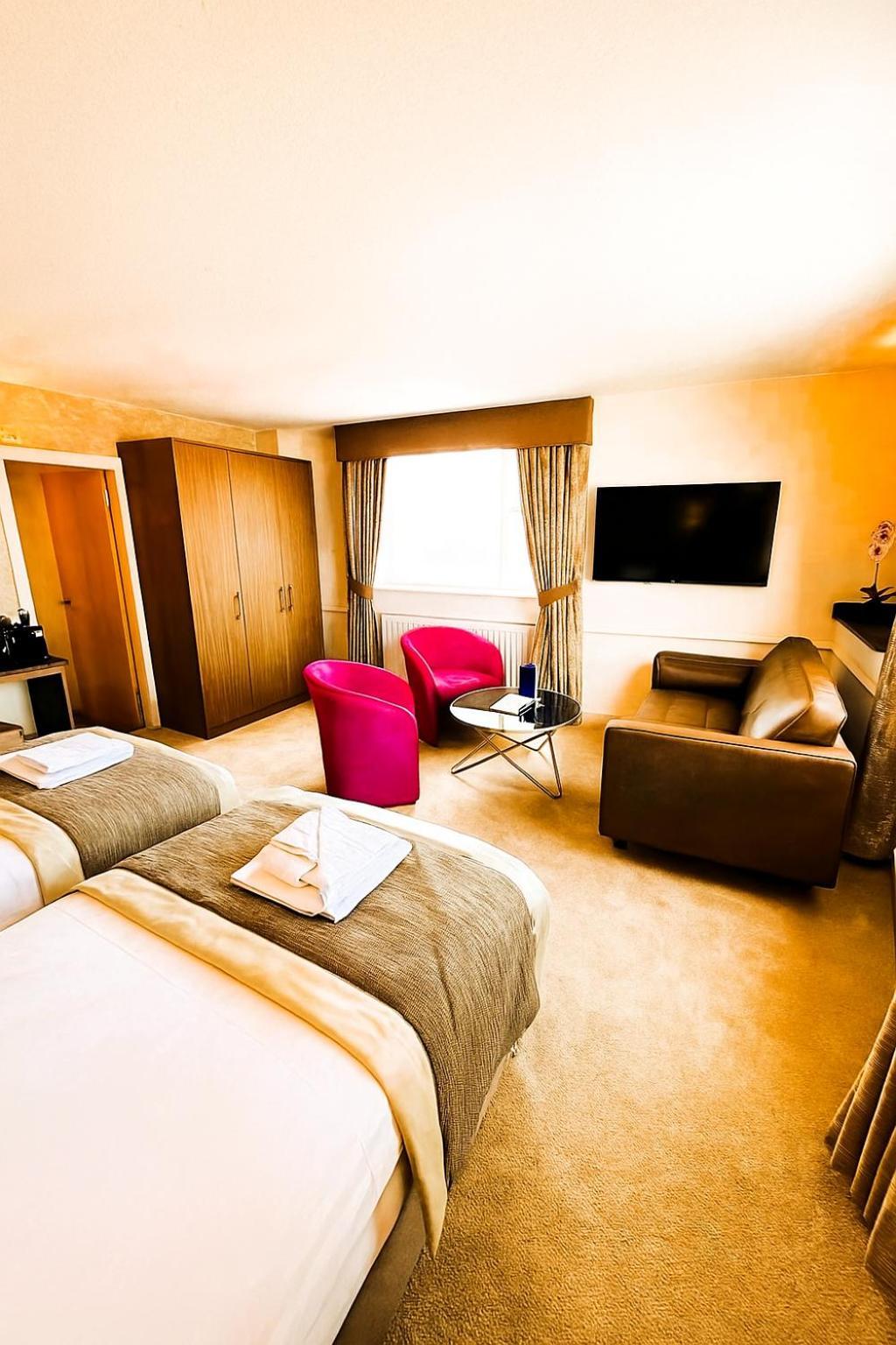 Deluxe Double or Twin Room with Sea View